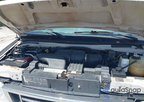 2007 Ford E-350 Super Duty Xl/Xlt z USA, uszkodzony, nr VIN 1FBSS31L37DB34876